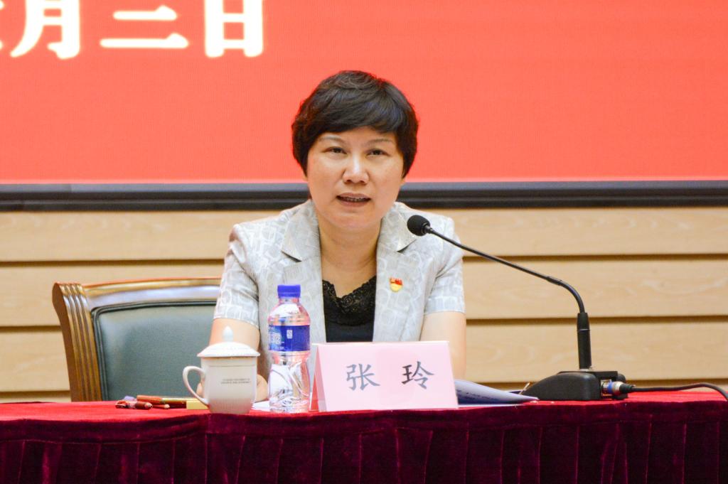 校党委书记张玲出席我校学生骨干培训班开班仪式并讲授开班党课_天津